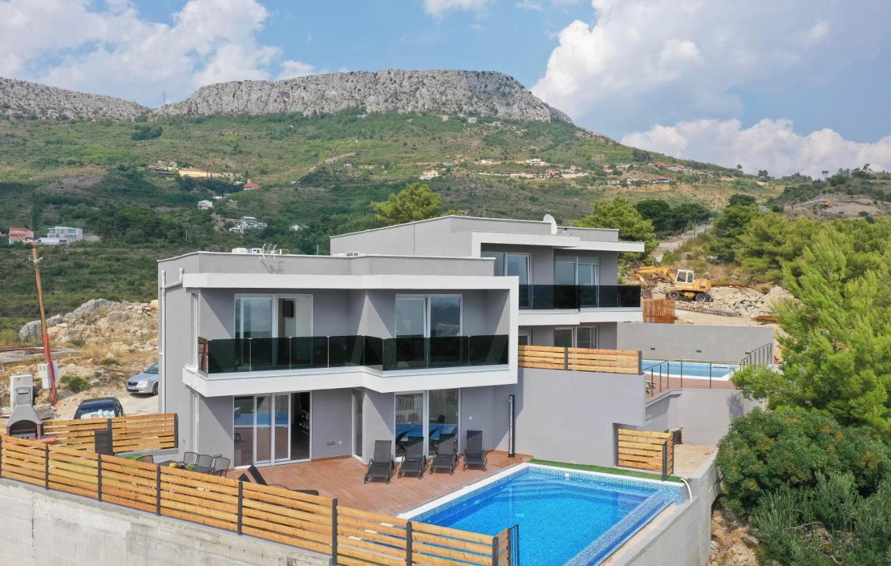 Alfa & Omega Villa